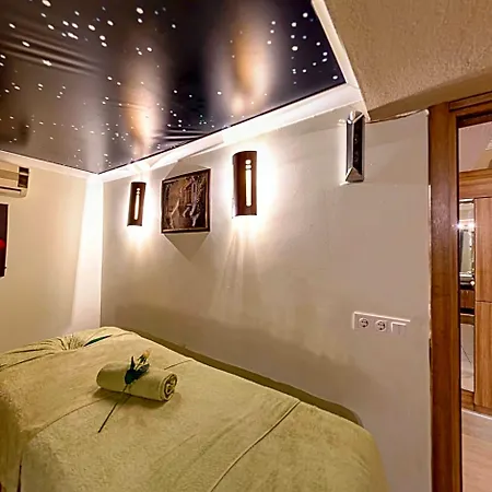 Hotel Risus Side