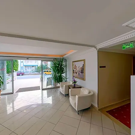 Hotel Risus 3*