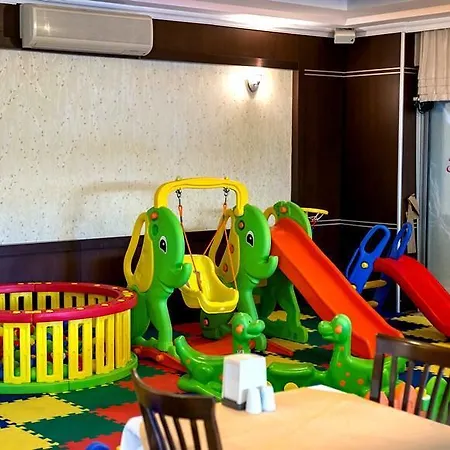 Risus Hotel 3*