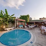 Risus Hotell 3*