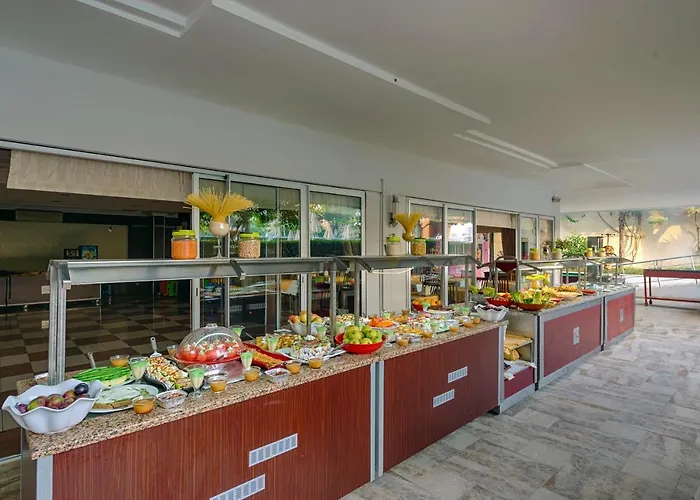 Risus Hotel Side