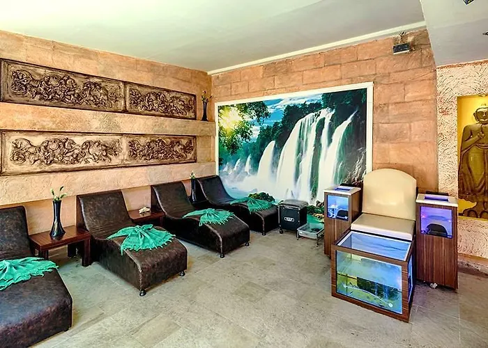 Risus Hotel