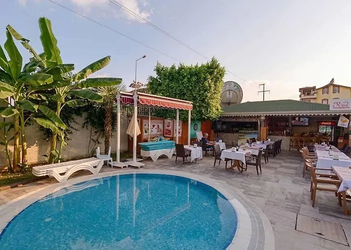 Risus Hotel 3*